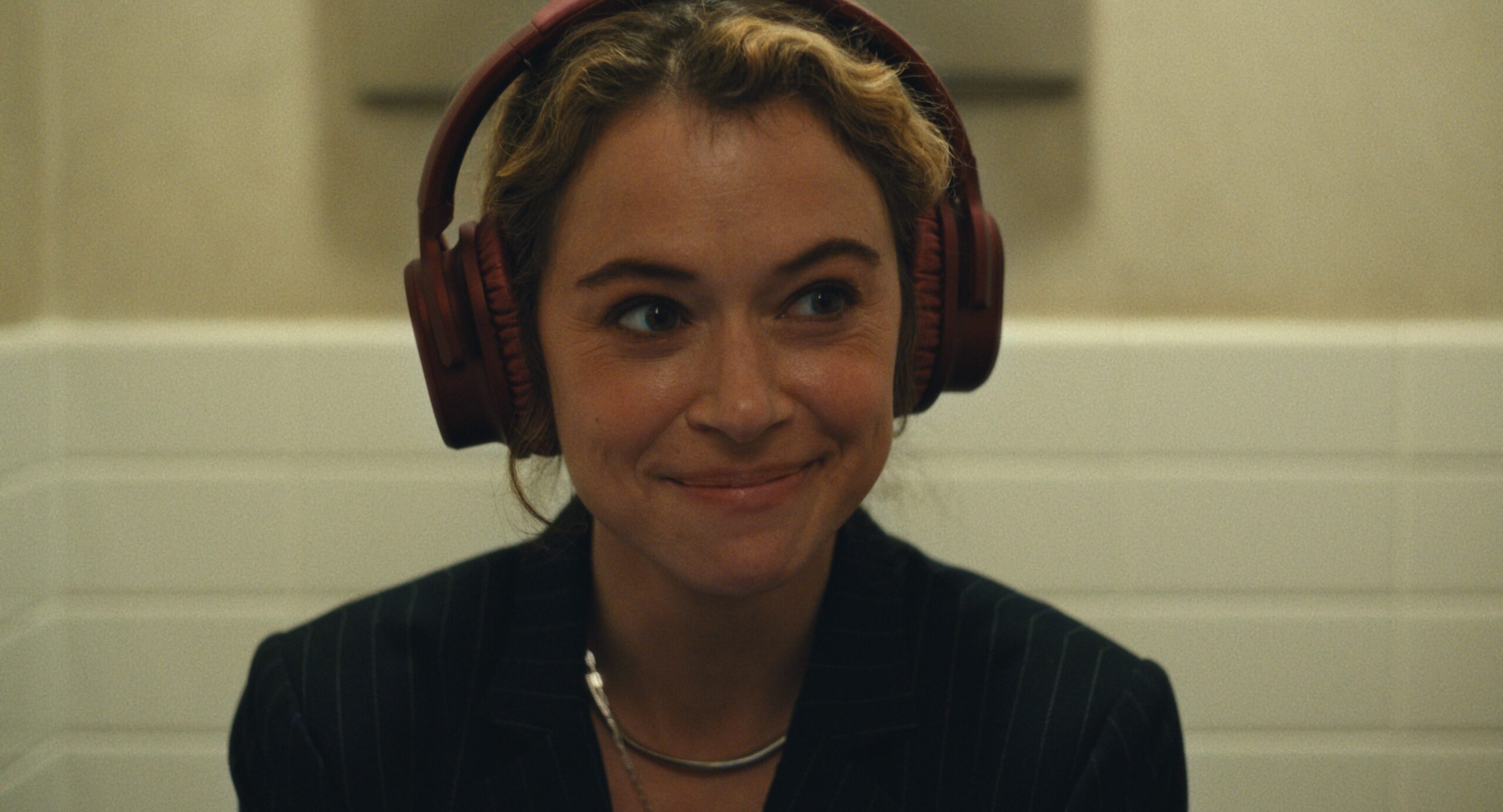 Apple Guarantees Maximum Pleasure post thumbnail